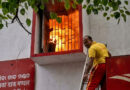Fire breaks out at a post office; important documents and computers destroyed in the blaze. 🔥📄💻⚠️