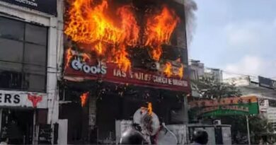 CM Cancels Tuesday Programmes After Lucknow Fire; SIT Probe Ordered, 4 Held CM Cancels Tuesday Programmes After Lucknow Fire; SIT Probe Ordered, 4 Held