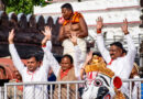 Mohan Charan Majhi offered prayers and had darshan of the deities on the Snana Bedi during the auspicious Snana Purnima rituals.