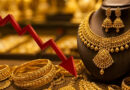 Gold prices decline, bringing relief to buyers and investors. 🪙📉💰✨