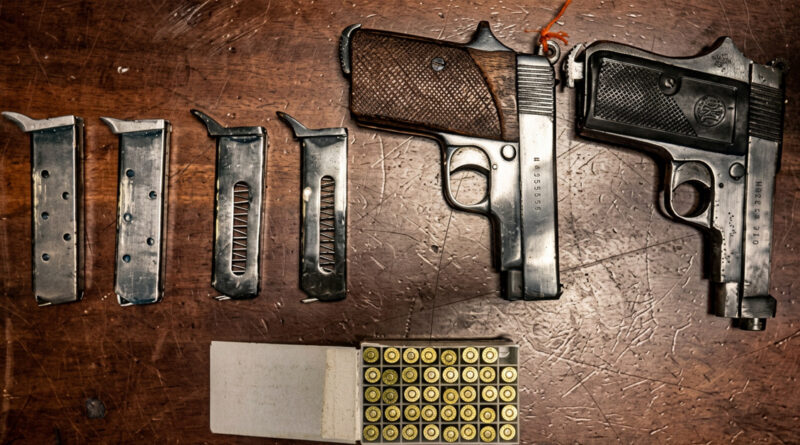 Youth arrested for allegedly possessing illegal weapons; a country-made pistol and ammunition seized.