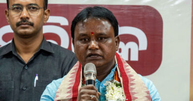 Mohan Charan Majhi calls for a flawless and error-free voter list to strengthen the electoral process. 🗳️📋🏛️✨
