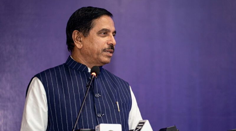 Ineligible beneficiaries will be removed from the system, while 3 crore new ration cards are set to be issued soon to eligible families. 🍚📋🏠🇮🇳✨🔍