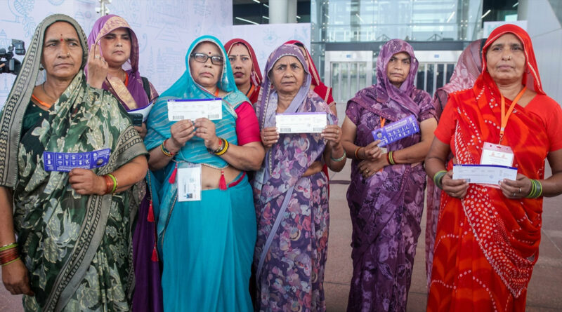 Jewar Villagers Who Gave Land for Noida Airport Take Off on First Flight