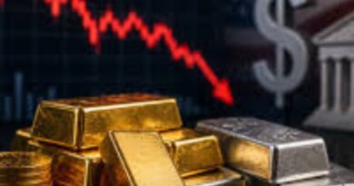 Gold Falls Rs 150, Silver Plunges Rs 5,000 amid Strong US Dollar