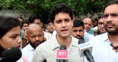 CJP Protests at Police Station, Seeks Action against Influencer over Alleged Assault on Student’s Father