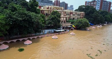 Ganga crosses highest flood level at Patna’s Gandhi Ghat as rains intensify
