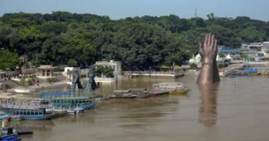 Ganga Water Level Rises Above Warning Mark in Varanasi; Boat Services Halted